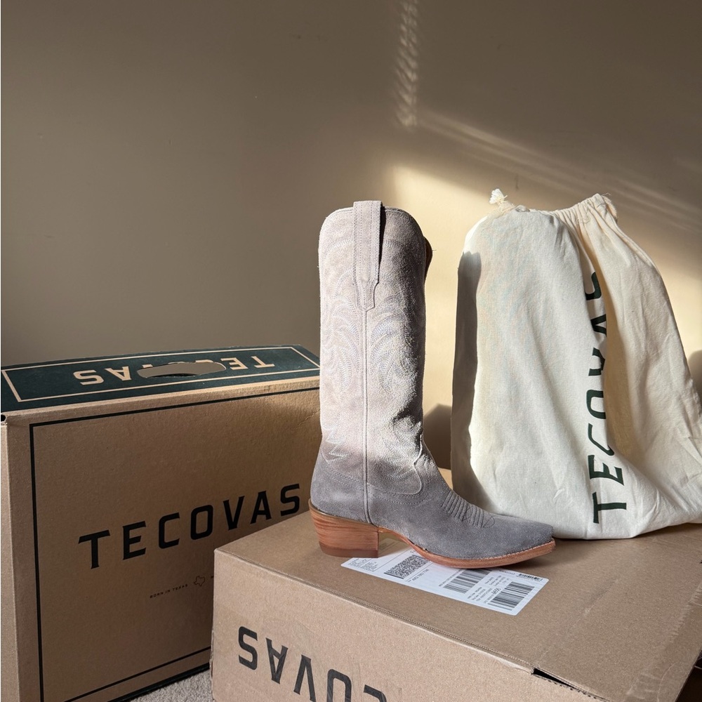 Tecovas the Annie Light Gray Western Boots